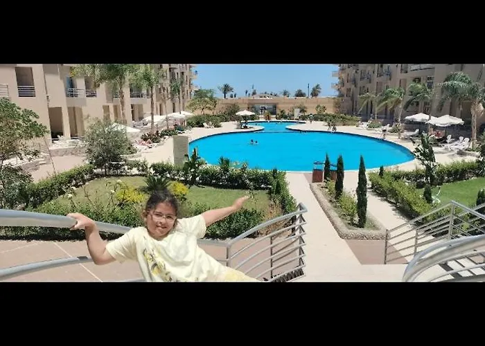 El Mamsha ,elprinsesa,near Carrfour,airport